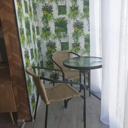 Joli T2 Traversant. Calme Et 5 Mn Des Plages Apartment Saint-Raphael (Var)